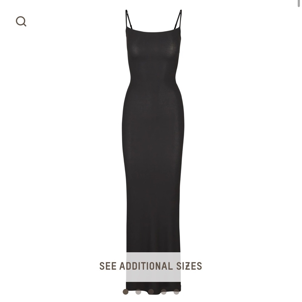 Brand new skims maxi-never been worn.